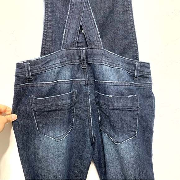 Tinseltown Overalls Dark Wash Blue Jeans Jumpsuit Skinny Leg Womens size Small - Picture 8 of 8